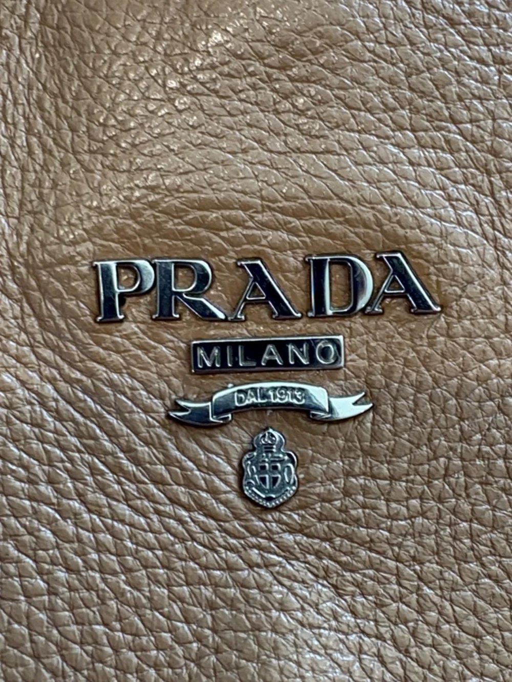 Prada Vitello Leather Tote Bag with Strap - Picture 4 of 13